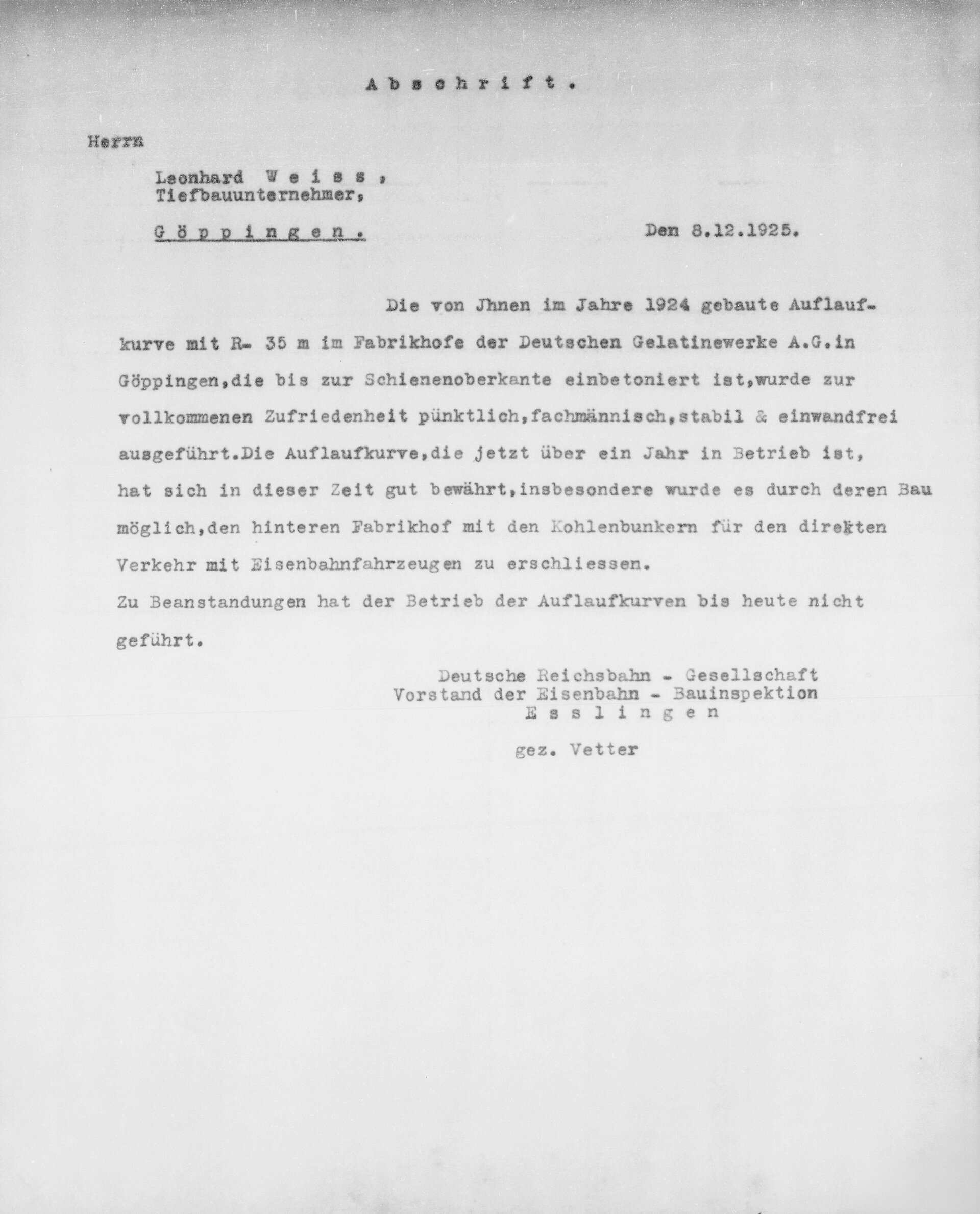 Schwarz-Weiß-Dokument aus dem Jahr 1925, das die Erfindung und erfolgreiche Umsetzung einer Gleiskurve durch LEONHARD WEISS beschreibt